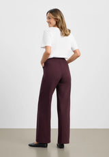 Donna Loose - Medium Length - Dark Plum