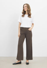 Donna Loose - Short Length - Brown