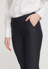 Elizabeth Slim Cropped - Black
