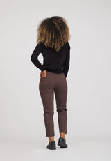 Hannah Regular - Extra Short Length - Brown