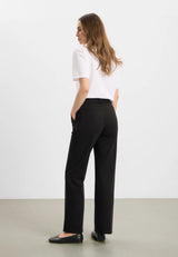 Judy Straight - Medium Length - Black