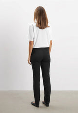 Kelly Regular - Medium Length - Black