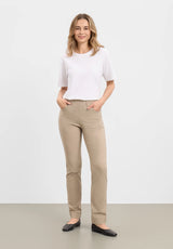 Kelly Regular - Medium Length - Clay