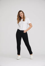 Serene 5-pocket Regular - Short Length - Black