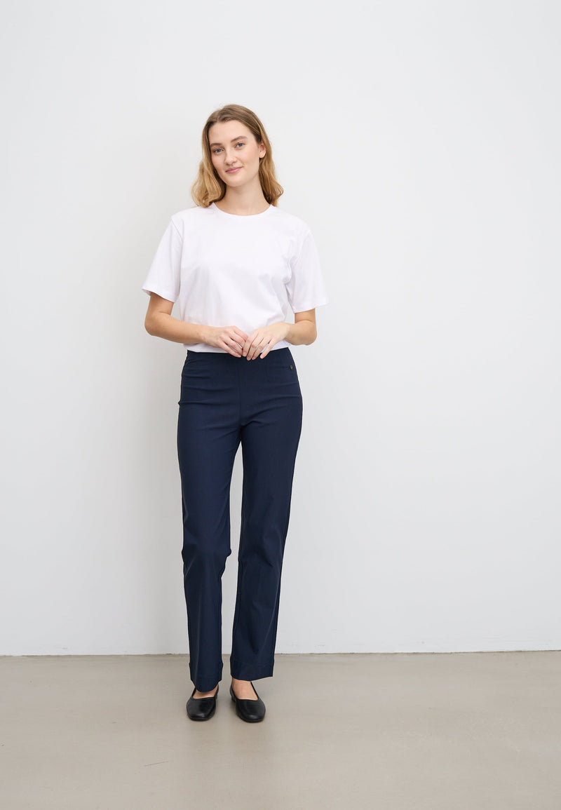 Betty Regular - Medium Length - Navy