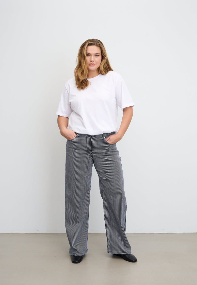Carol Loose - Medium Length - Blue Stripe