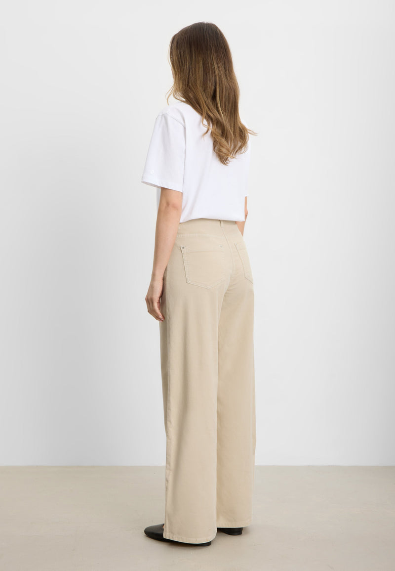 Carol Loosi Sametti - Medium Length - Birch