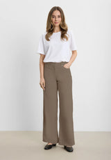Carol Loosi Sametti - Medium Length - Sika