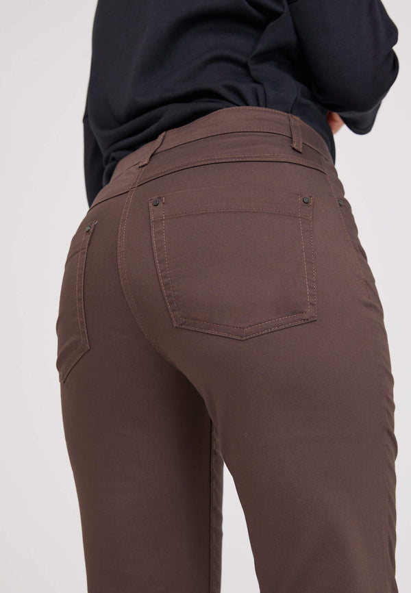 Charlotte Regular - Medium Length - Brown
