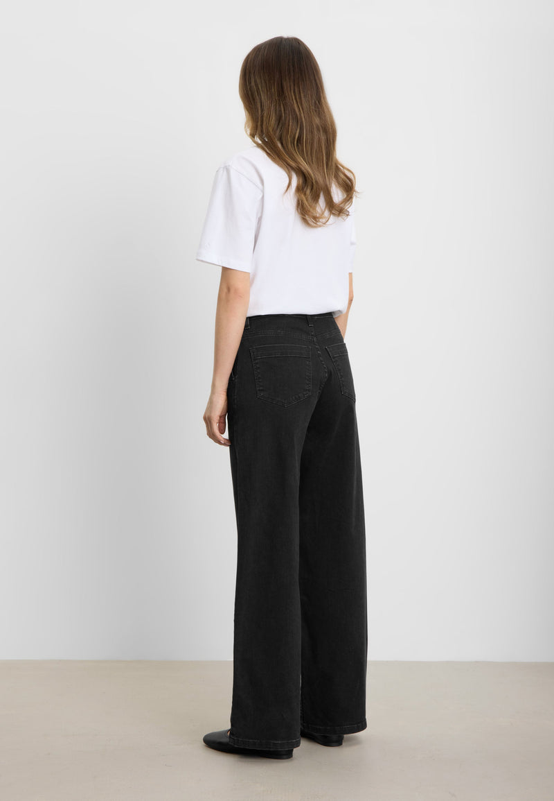 Charm Loose - Medium Length - Washed Black Denim