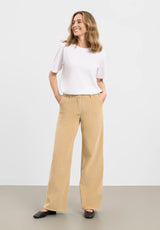 Charm Loose Sametti - Medium Length - Cafe Latte