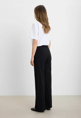 Donna Loose - Medium Length - Black