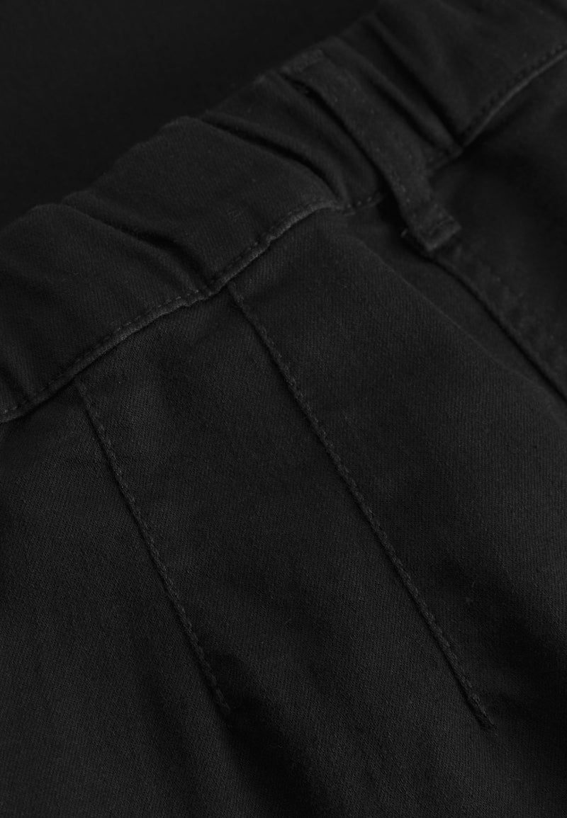 Donna Loose - Short Length - Black Denim