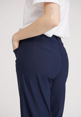 Donna Loose - Cropped - Navy
