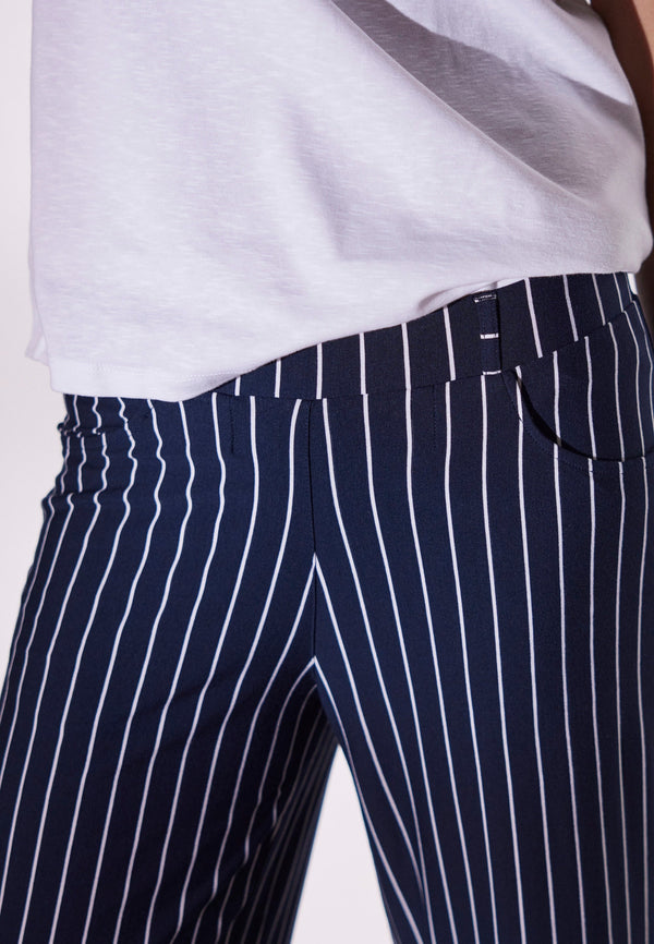 Donna Loose Cropped - Navy Stripe