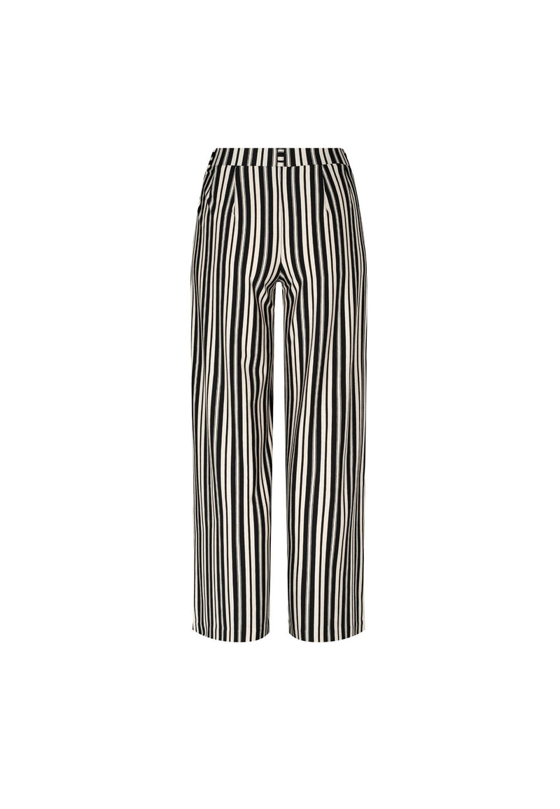 Donna Loose - Medium Length - Elegant Stripe