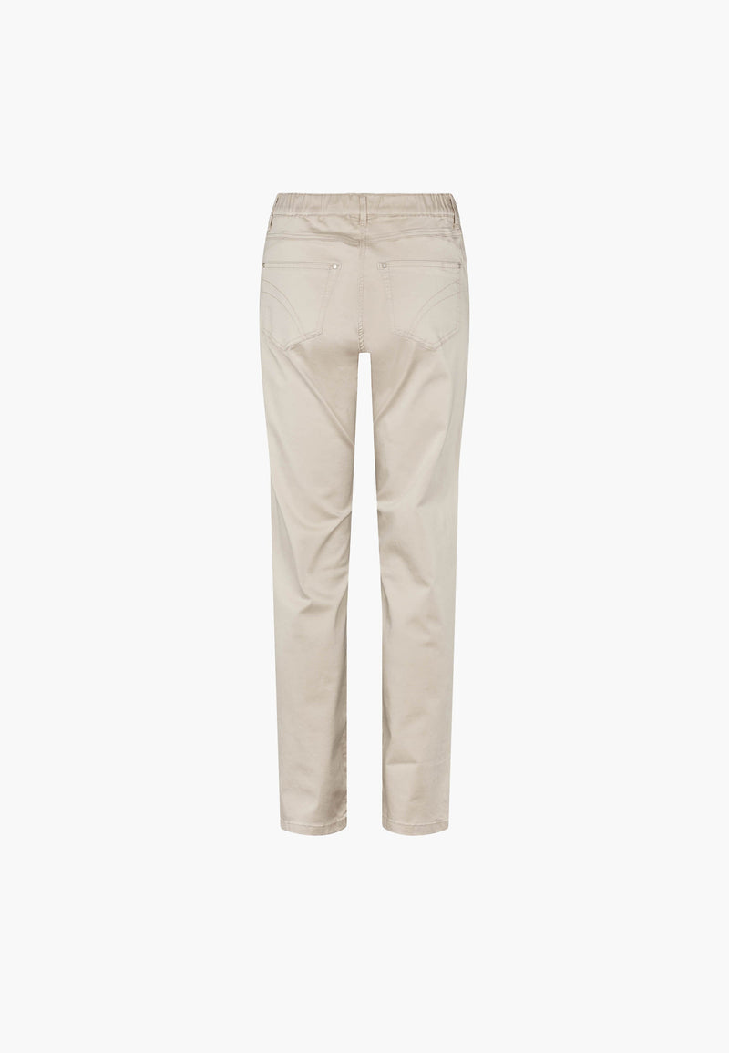 Hannah Regular - Medium Length - Grey Sand