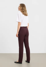 Kelly Regular - Medium Length - Dark Plum