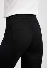 Serene 5-pocket Loose - Medium Length - Black