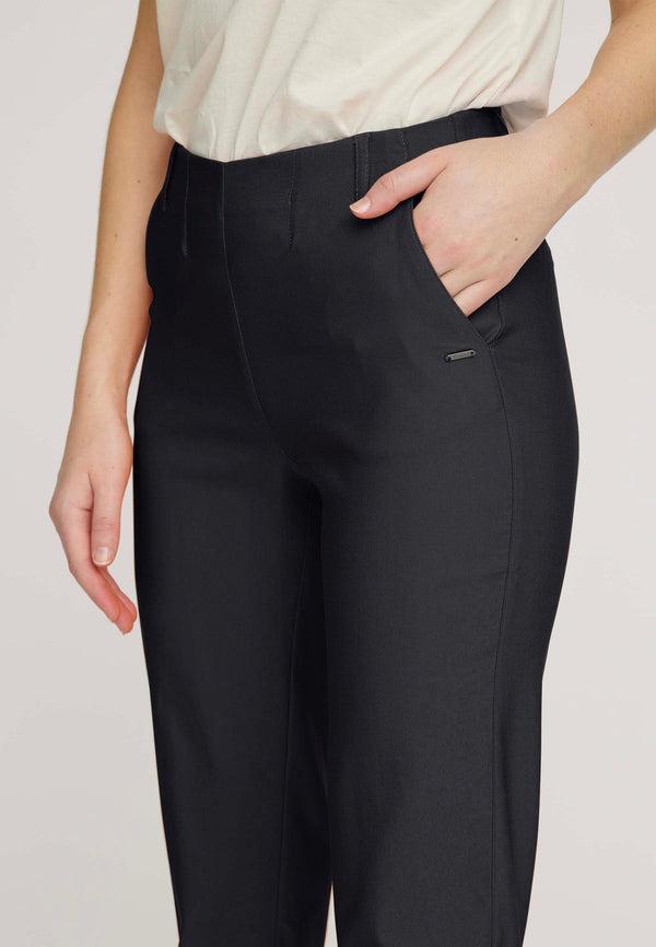 Taylor Regular Cropped - Black