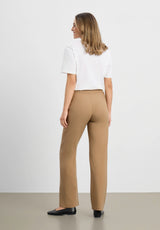 Thea Straight - Medium Length - Nougat