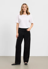 Thea Straight Sametti - Medium Length - Black