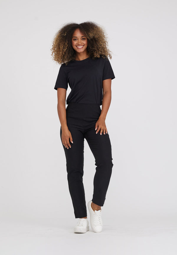 Betty Regular - Short Length - Black