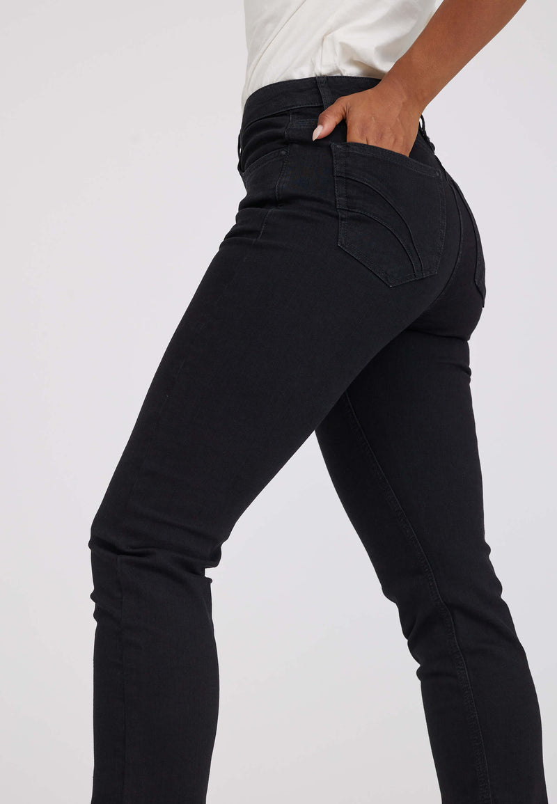 Charlotte Regular - Medium Length - Ecolabel - Washed Black Denim