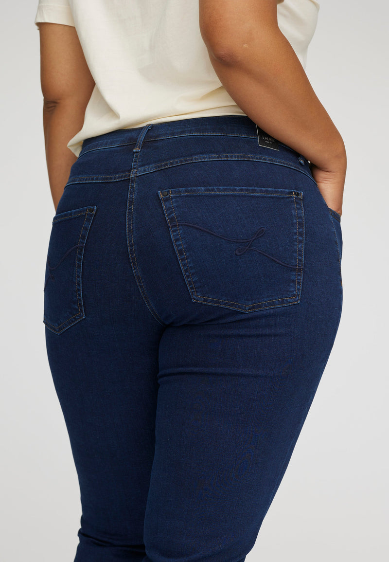 Christie Regular - Medium Length - Dark Blue Denim