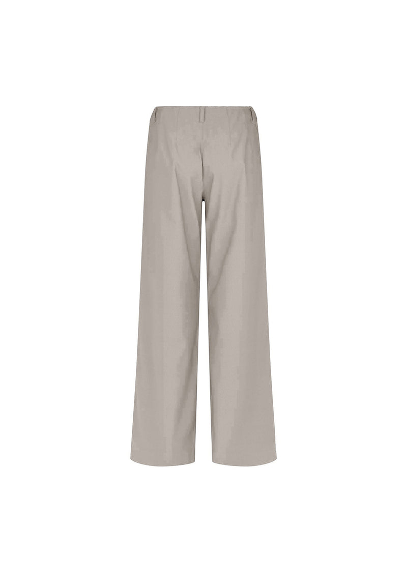 Donna Loose - Medium Length - Grey Sand