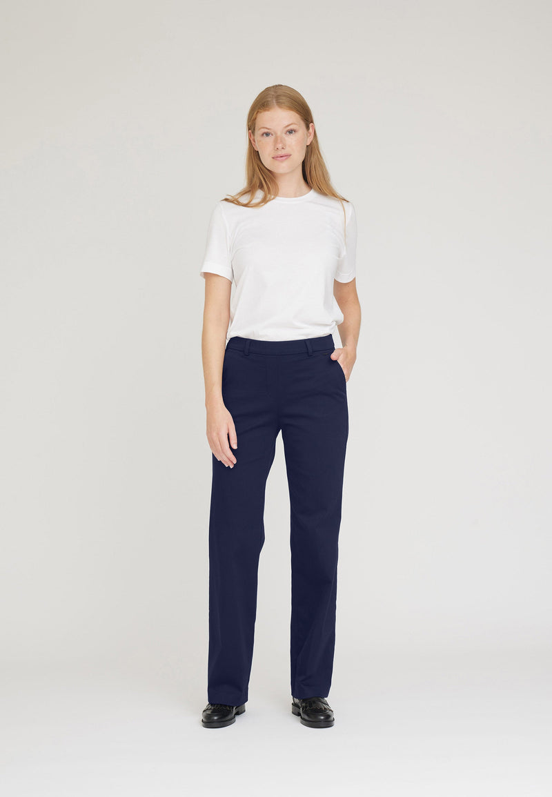 Phoebe Loose - Medium Length - Navy