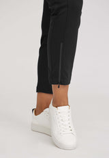 Piper Regular Crop - Black