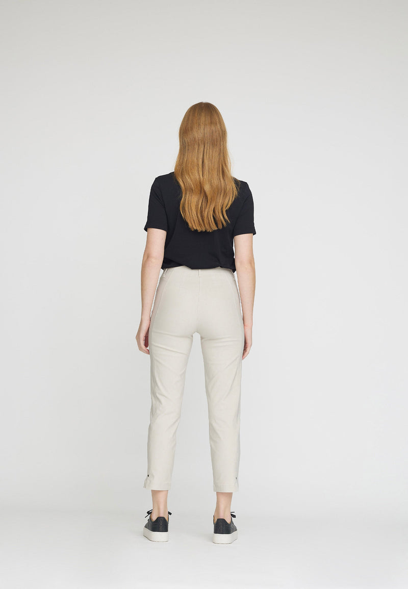 LAURIE Rose Regular Cropped Housut Trousers REGULAR 25137 Grey Sand