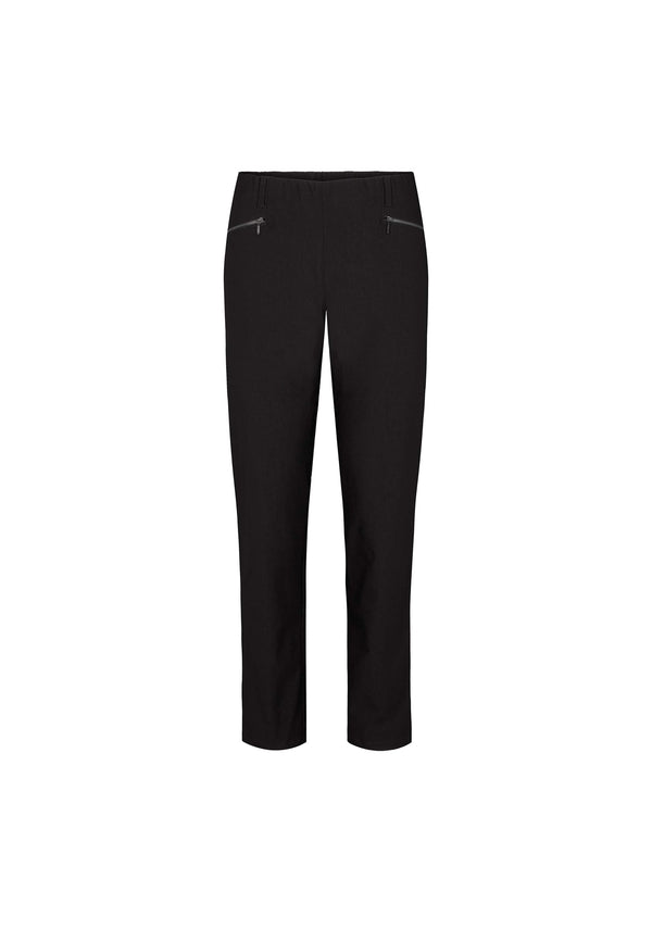 Rylie Pocket Regular - Medium Length - Black