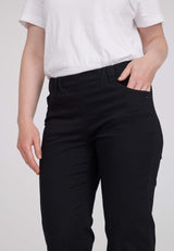 Tracy Straight - Medium Length - Black